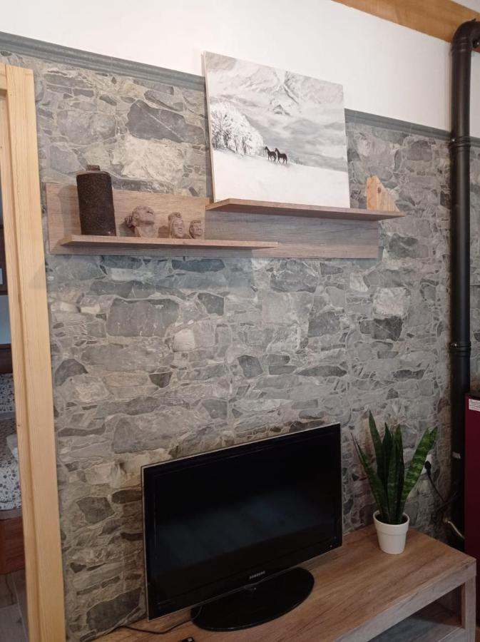Casa Rural Gueilones, Parque Natural De Ponga Sobrefoz Εξωτερικό φωτογραφία